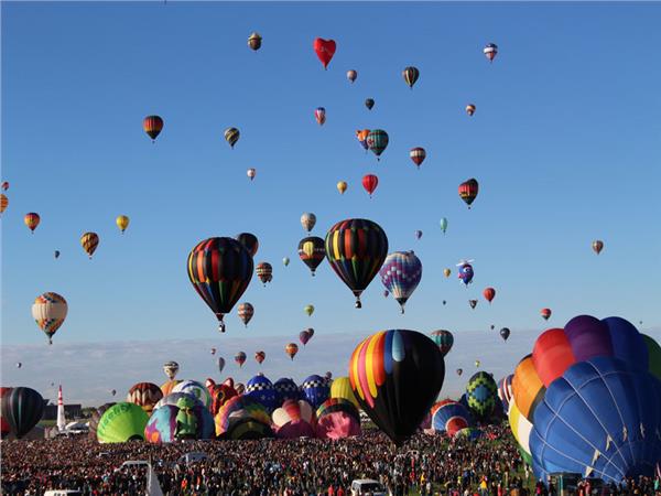 Balloon Scenery 005 Wallpaper by MywallpaperShop