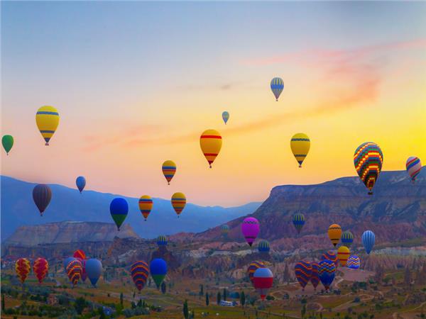 Balloon Scenery 012 Wallpaper by MywallpaperShop