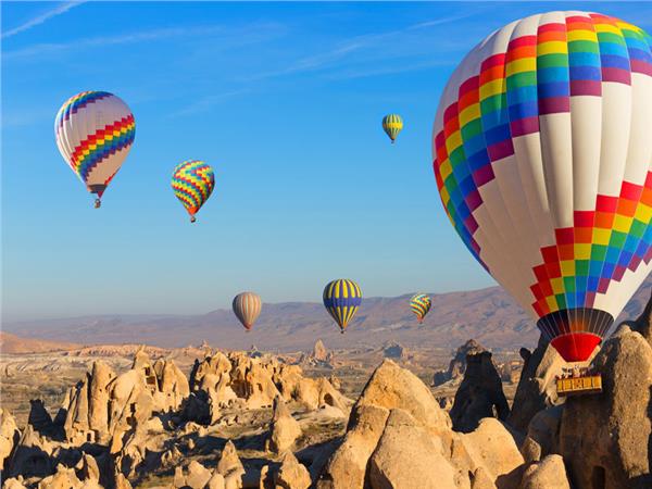 Balloon Scenery 013 Wallpaper by MywallpaperShop
