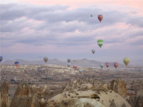 Balloon Scenery 019 Wallpaper by MywallpaperShop