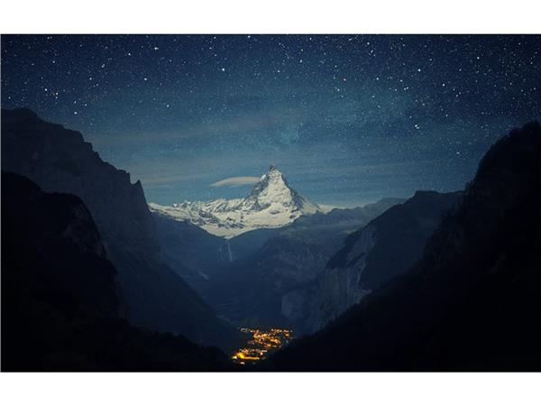 Vadinin Icinden Gozuken Dag Manzarasi Wallpaper by MywallpaperShop