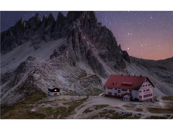 Dag Evi Scenery 3D Wallpaper by MywallpaperShop