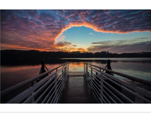 Iskeleden Gunesin Batisi 3D Wallpaper by MywallpaperShop