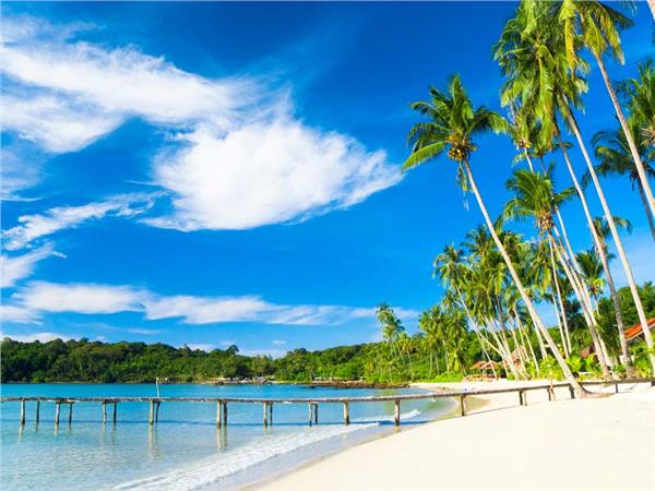 Tropical Island Sea Scenery Wallpaper by MywallpaperSho