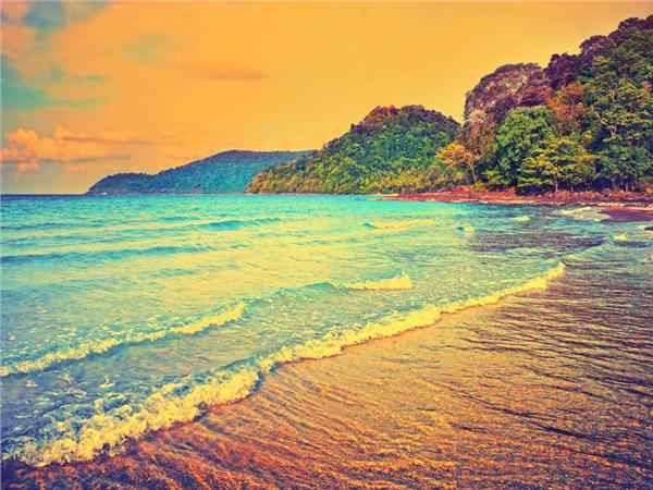 Retro Sea Scenery Wallpaper by MywallpaperSho