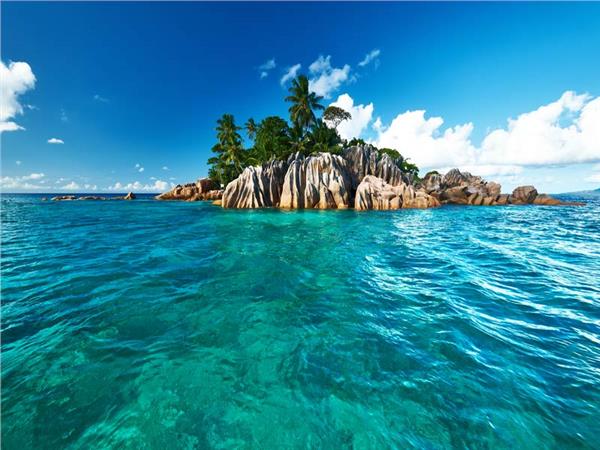 Tropical Island Sea Scenery Wallpaper by MywallpaperSho