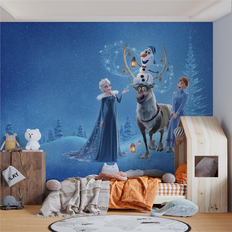 Elsa and Friends Kids Room Wallpaper