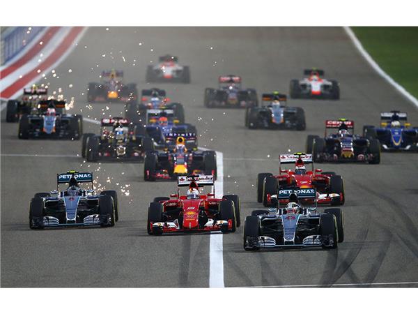 Spor Car 075 Wallpaper by MywallpaperShop